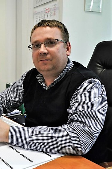 Łukasz Jastrzębski jest rolnikiem z gminy Lubomia oraz nauczycielem w szkole rolniczej w Nakle Śląskim