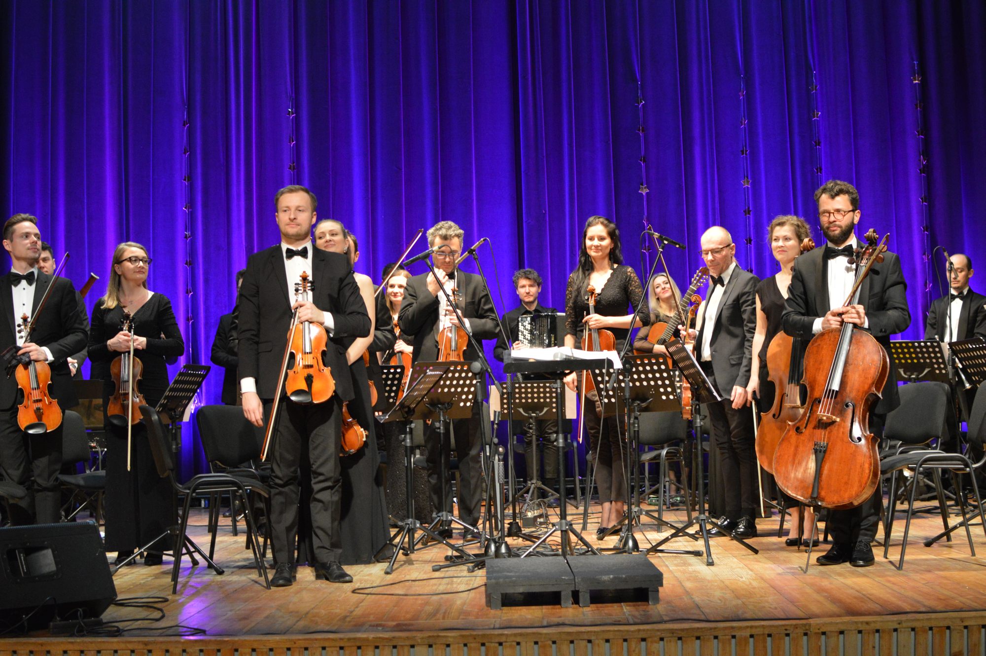 The Film Harmony Orchestra to ponad 30 muzyków