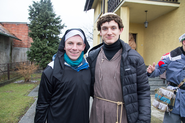 Damian Zuber (Zakonnica) i Kevin Gawlik (Mnich) są z Łubowic. Po raz pierwszy biorą udział w Wodzeniu Bera, ale już teraz wiedzą, że nie będzie to ostatni raz. Zabawa jest po prostu świetna!