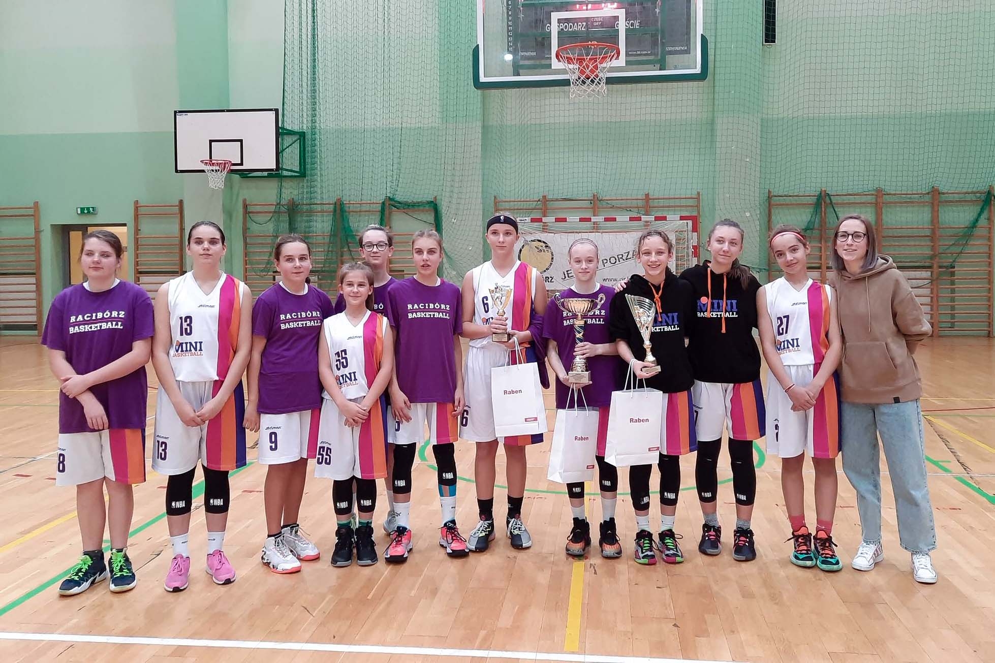 Zwycięska drużyna MiniBasketball, fot: materiał nadesłany